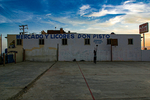 B90b90986e28b4c12922561063ded179