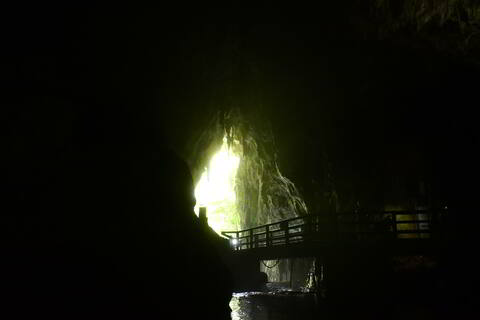 04c627feb4fdb538e3c481057d031915