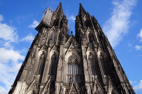 611129334976799475f294dee619569b